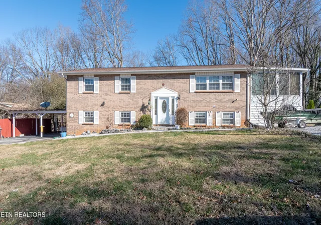 Homes for sale in Knoxville, TN | 6324 Gateway Lane, Knoxville, TN 37920 | MLS# 3175168