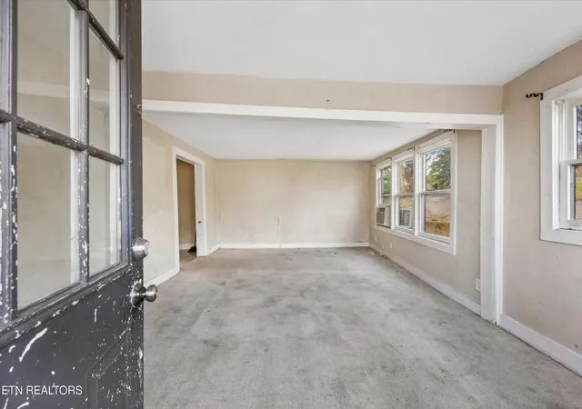 3rd image of 1080 Baker Ave, Knoxville, TN 37920 | MLS# 3304470