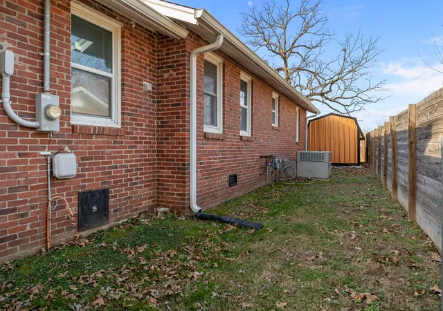4th image of 202 Parkway W, Dickson, TN 37055 | MLS# 3067333