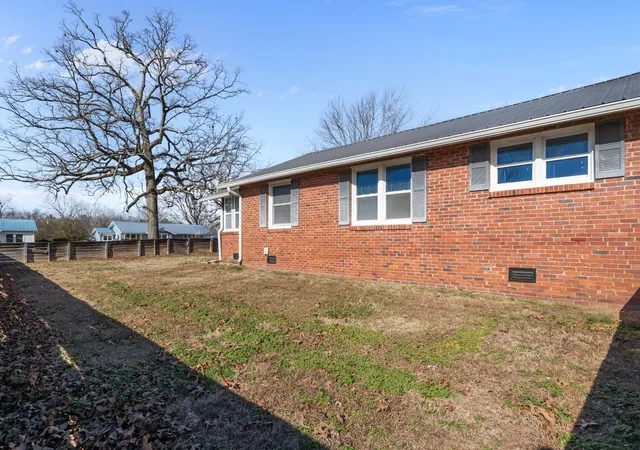 5th image of 202 Parkway W, Dickson, TN 37055 | MLS# 3067333