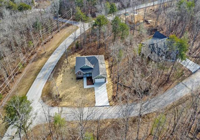 Photo 2 of Single family home for sale at 154 Adler Ln, Crossville, TN 38558 | MLS# 3067551 | Listing updated on 2026-08-29