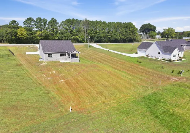 Photo 4 of Single family home for sale at 8184 Aedc Rd, Estill Springs, TN 37330 | MLS# 3546099 | Listing updated on 2026-10-06