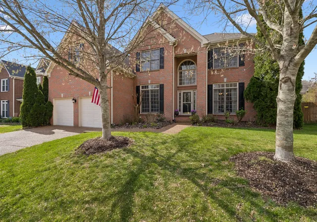 Photo 2 of Single family home for sale at 317 Dundee Dr, Franklin, TN 37064 | MLS# 3167663 | Listing updated on 2026-09-23