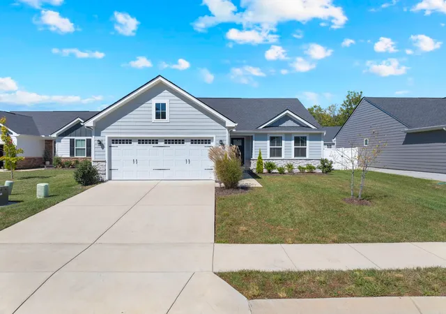 Photo 1 of Single family home for sale at 810 Rae Dr, Columbia, TN 38401 | MLS# 3134257 | Listing updated on 2026-07-31