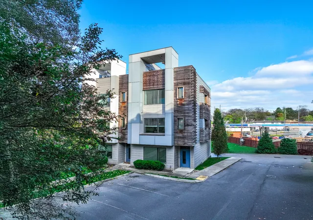 3rd image of 5610 Burgess Ave #A, Nashville, TN 37209 | MLS# 3069157