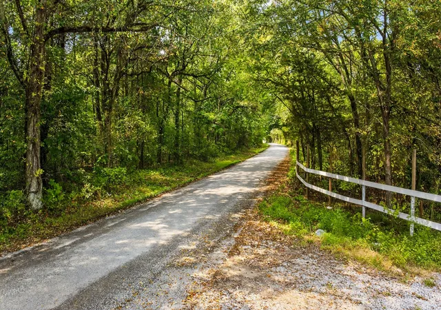 4th image of 2600 Round Hill Rd, Lewisburg, TN 37091 | MLS# 3068150