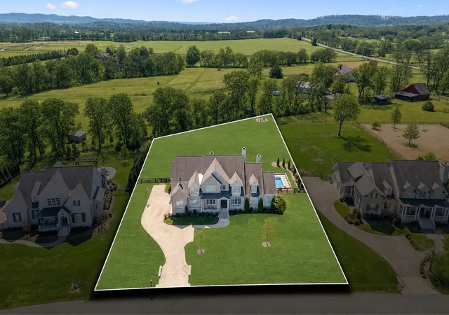 5th image of 1013 Buena Vista Dr, Franklin, TN 37069 | MLS# 3248641