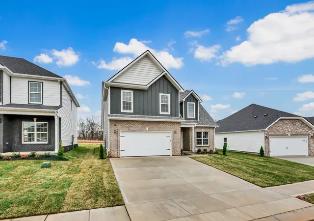 Photo 2 of Single family home for sale at 664 Marblewing Ct, Clarksville, TN 37043 | MLS# 3070769 | Listing updated on 2026-09-19
