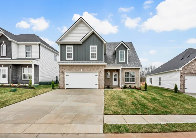 Photo 3 of Single family home for sale at 664 Marblewing Ct, Clarksville, TN 37043 | MLS# 3070769 | Listing updated on 2026-09-19
