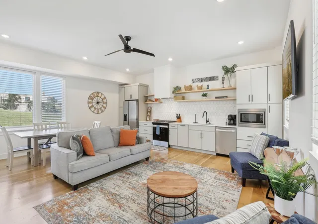 Photo 2 of Townhouse for sale at 98 North 8th St, Nashville, TN 37206 | MLS# 3154939 | Listing updated on 2026-05-27