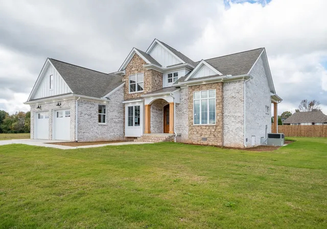 3rd image of 1050 Baylee Cir, Lawrenceburg, TN 38464 | MLS# 3070113
