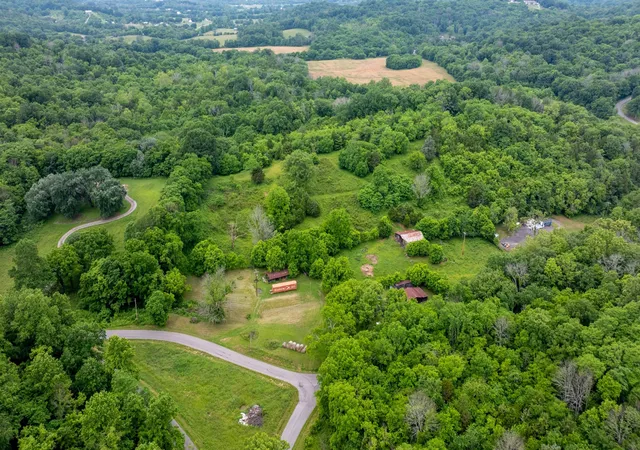3rd image of 1495 Wolf Hill Rd, Bethpage, TN 37022 | MLS# 3070812