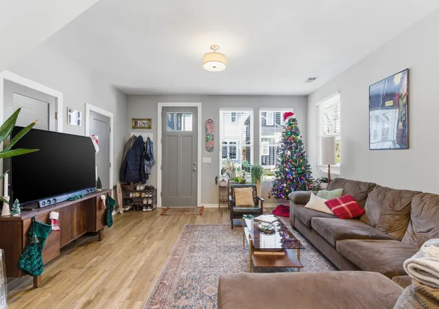 2nd image of 2120 Herman St #6, Nashville, TN 37208 | MLS# 3071049