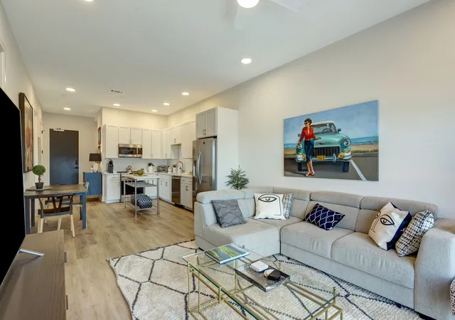 Photo 4 of Condo for sale at 815 Main St #406, Nashville, TN 37206 | MLS# 3071816 | Listing updated on 2026-08-30