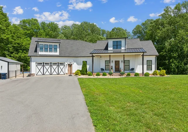 1st image of 1930 Williams Rd, Lafayette, TN 37083 | MLS# 3123906
