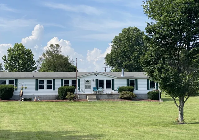 Homes for sale in Bethpage, TN | 417 Buttermilk Hollow Rd, Bethpage, TN 37022 | MLS# 3072146