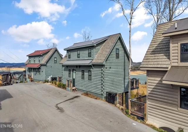 4th image of 1367 Lake Haven Way, Sevierville, TN 37876 | MLS# 3270237