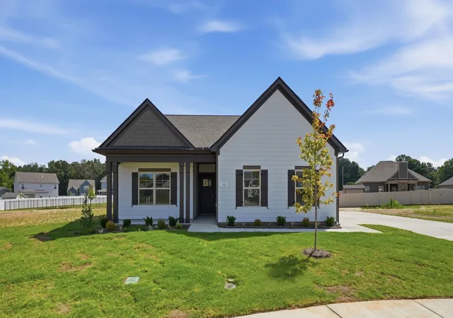1st image of 32 Brookside Court, Tullahoma, TN 37388 | MLS# 3071931