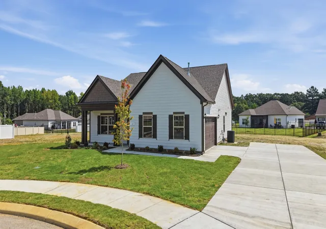 2nd image of 32 Brookside Court, Tullahoma, TN 37388 | MLS# 3071931