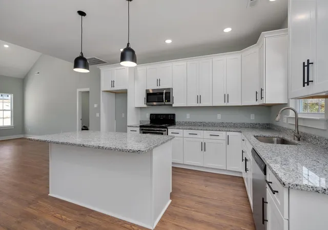 Photo 1 of Single family home for sale at 94 Hickory Ridge Ln, Woodbury, TN 37190 | MLS# 3261058 | Listing updated on 2026-09-06