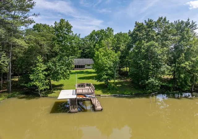 Homes for sale in Decatur, TN | 152 Hiwassee Dr, Decatur, TN 37322 | MLS# 3187161