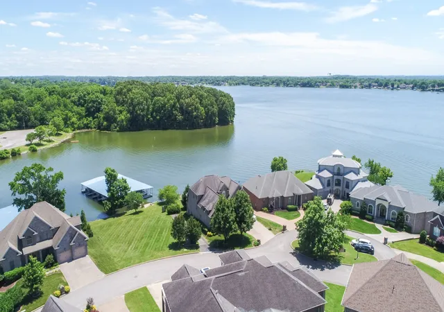 2nd image of 131 Lake Harbor Dr, Hendersonville, TN 37075 | MLS# 3072598