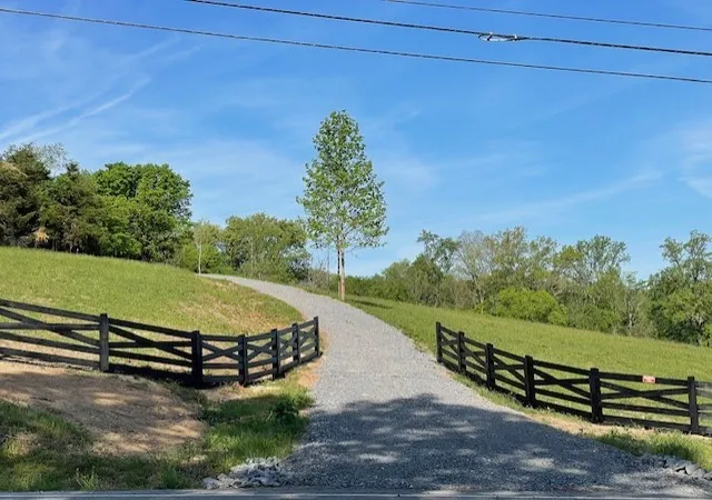 1st image of 0 Hwy 31w, White House, TN 37188 | MLS# 3078574