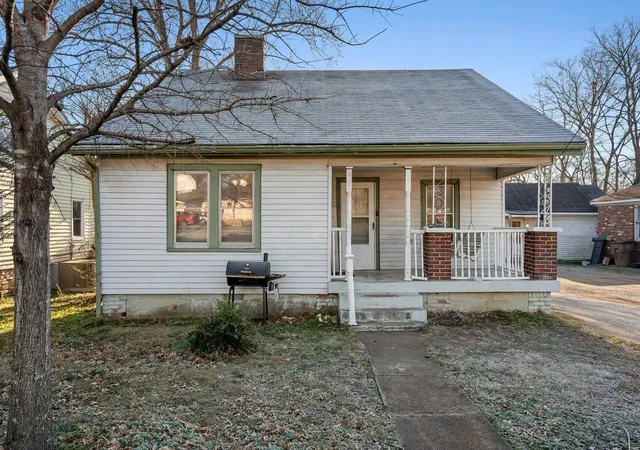 1st image of 1710 County Hospital Rd, Nashville, TN 37218 | MLS# 3093322