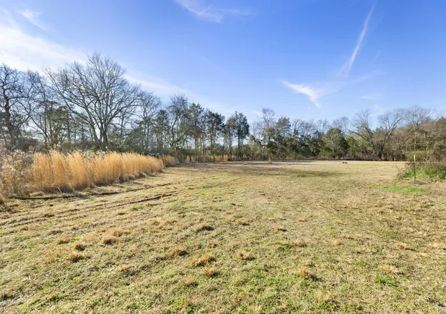 1st image of 2265 Holly Grove Rd, Lewisburg, TN 37091 | MLS# 3093580
