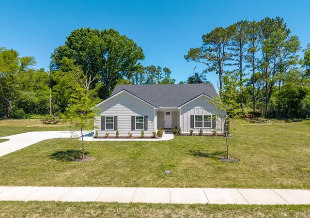 Homes for sale in Columbia, TN | 112 Centennial Lane, Columbia, TN 38401 | MLS# 3093166