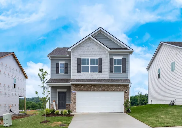Photo 1 of Sale Pending at 211 Hillview Ave, Shelbyville, TN 37160 | MLS# 3073514 | Listing updated on 2026-02-09