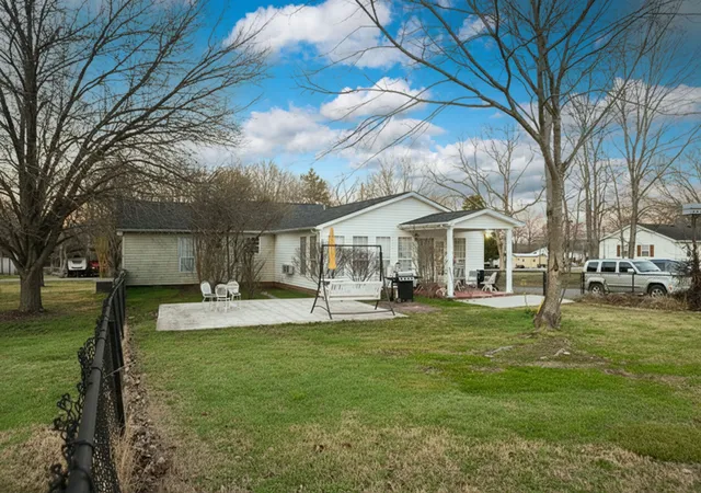 4th image of 211 Woodland Dr, Shelbyville, TN 37160 | MLS# 3078540