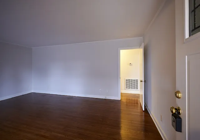 5th image of 520 College St, Murfreesboro, TN 37130 | MLS# 3073479