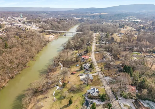 4th image of 208 Westwood Dr, Mc Minnville, TN 37110 | MLS# 3118833
