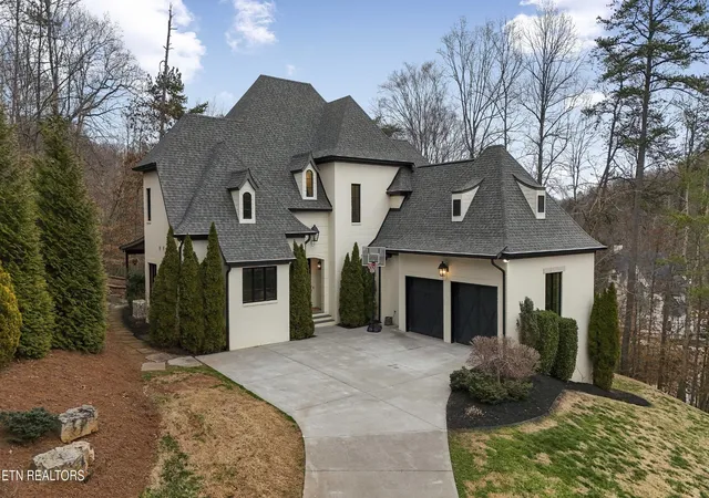 Homes for sale in Knoxville, TN | 5401 Mill Ridge Dr Dr, Knoxville, TN 37919 | MLS# 3156395