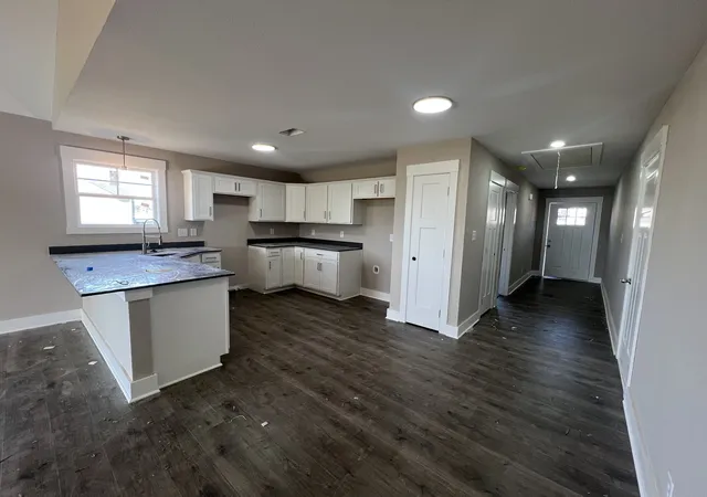 2nd image of 2 Hugh Hunter Road, Oak Grove, KY 42262 | MLS# 3074606
