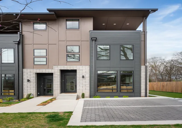 Photo 3 of Townhouse for sale at 1233 Lischey Ave #D, Nashville, TN 37207 | MLS# 3078876 | Listing updated on 2026-07-08