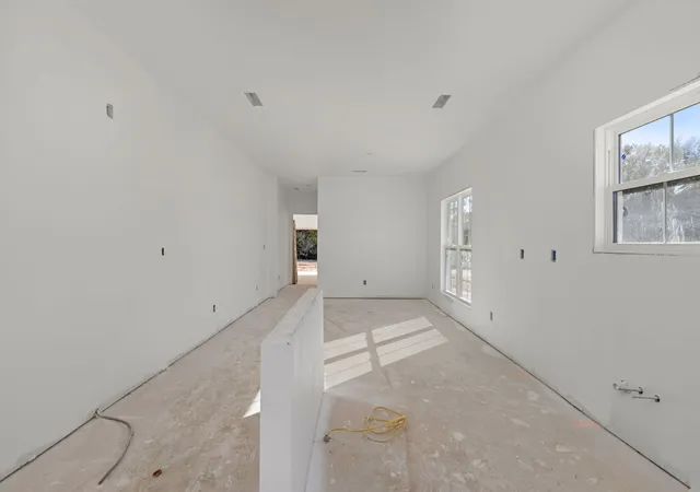 Photo 3 of Single family home for sale at 21246 Scuttle St, Athens, AL 35611 | MLS# 3078835 | Listing updated on 2026-01-09