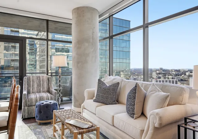 1st image of 1212 Demonbreun St #1402, Nashville, TN 37203 | MLS# 3098912