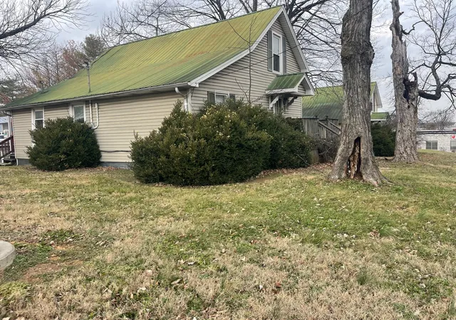 1st image of 1205 S Main St, Springfield, TN 37172 | MLS# 3079326