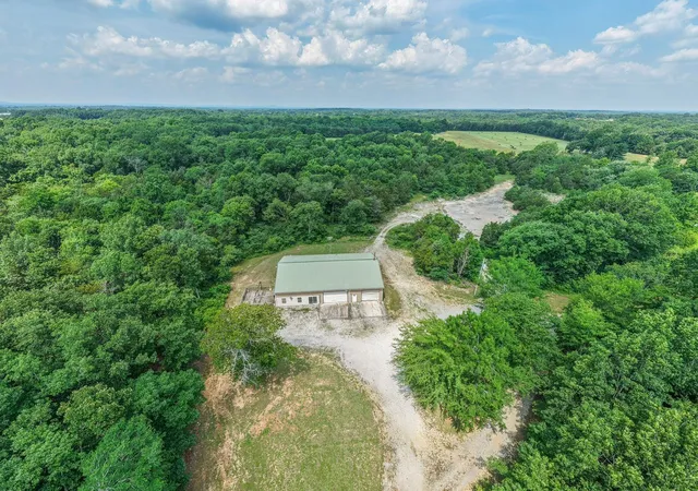 2nd image of 417 Haskins Chapel Rd, Lewisburg, TN 37091 | MLS# 3079500