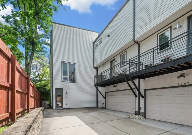 Photo 11 of Townhouse for sale at 2709 Biloxi Ave, Nashville, TN 37204 | MLS# 3131399 | Listing updated on 2026-08-29