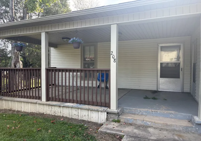 5th image of 208 College St, Petersburg, TN 37144 | MLS# 3079892