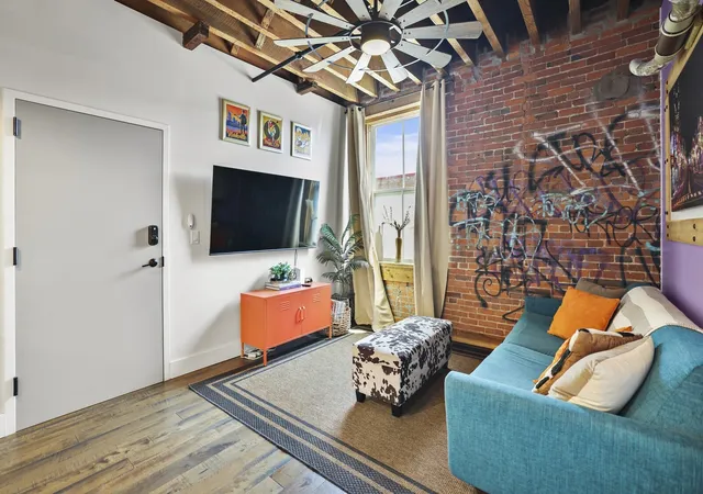 4th image of 610 21St Ave N, Nashville, TN 37203