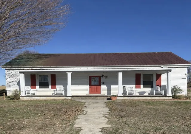 1st image of 820 Hwy 52 East E, Portland, TN 37148 | MLS# 3080090