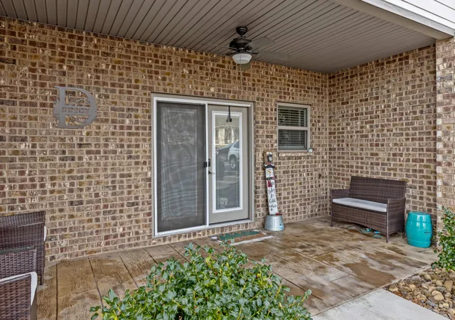 Homes for sale in Spring City, TN | 1255 New Lake Rd, Spring City, TN 37381
