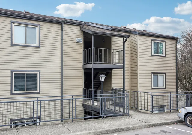2nd image of 401 Summit Ridge Pl #401, Nashville, TN 37215 | MLS# 3083879