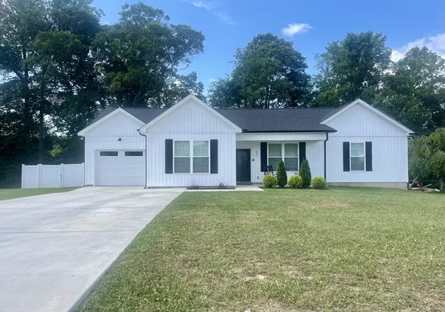 Photo 1 of Single family home for sale at 677 Miriah Dr, Mc Minnville, TN 37110 | MLS# 3080393 | Listing updated on 2026-02-11
