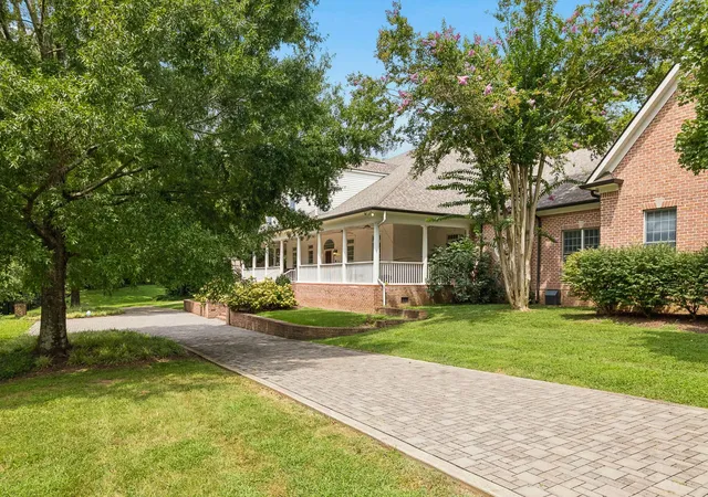 Photo 3 of Single family home for sale at 1228 Mary Helen Dr, Nashville, TN 37220 | MLS# 3112670 | Listing updated on 2026-08-21