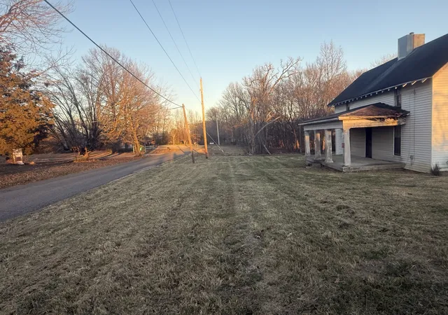 5th image of 2627 Woods Rd, Coopertown, TN 37172 | MLS# 3098436